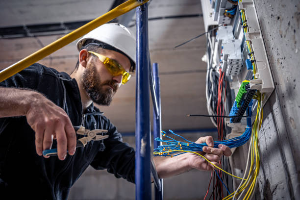 Best Affordable Emergency Electrician  in Chickasha, OK